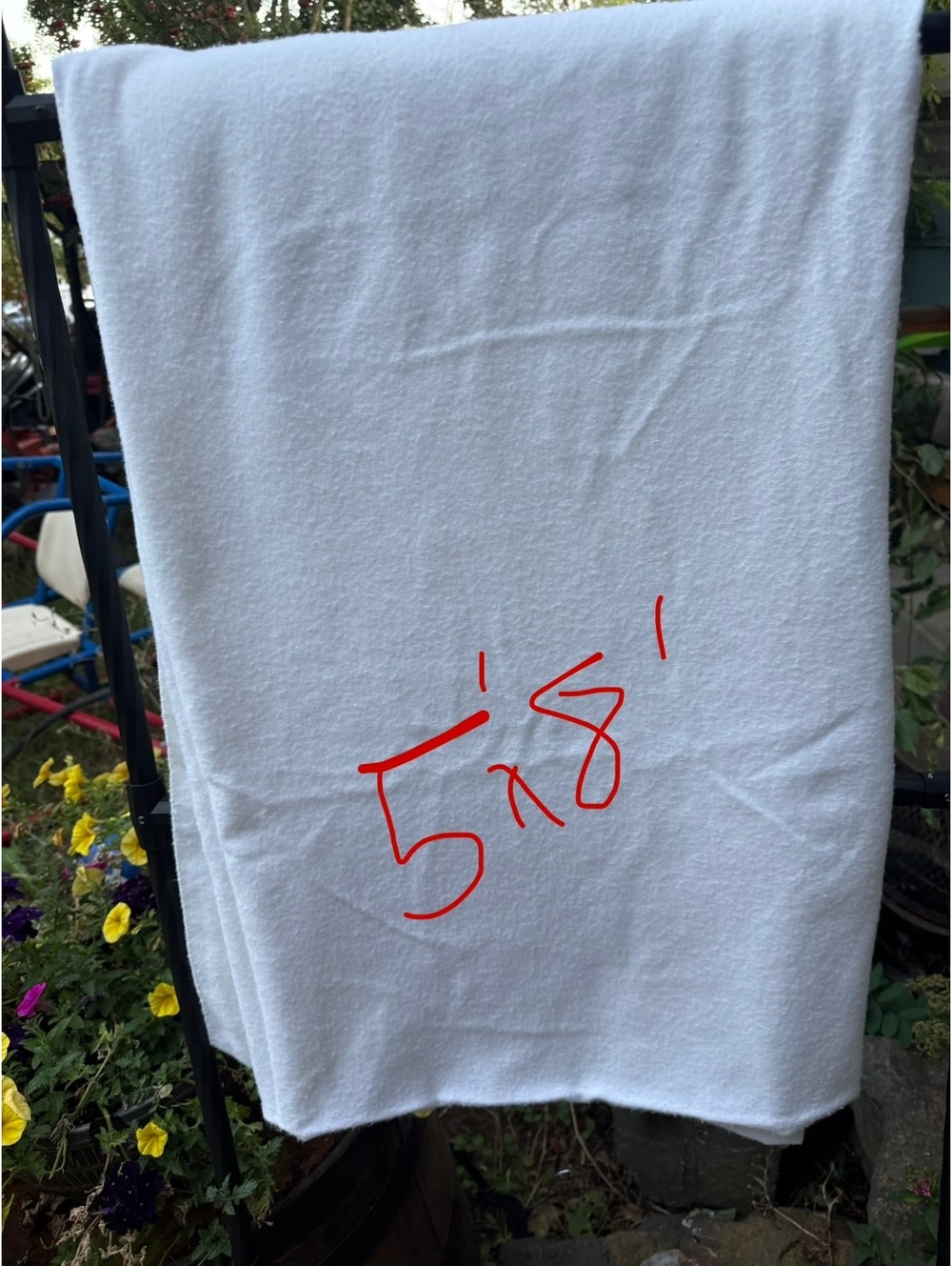 Fashion Manor White soft blanket 5'x8'